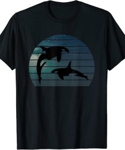 Retro vintage sunset killer whales orca whale blue ocean T-Shirt